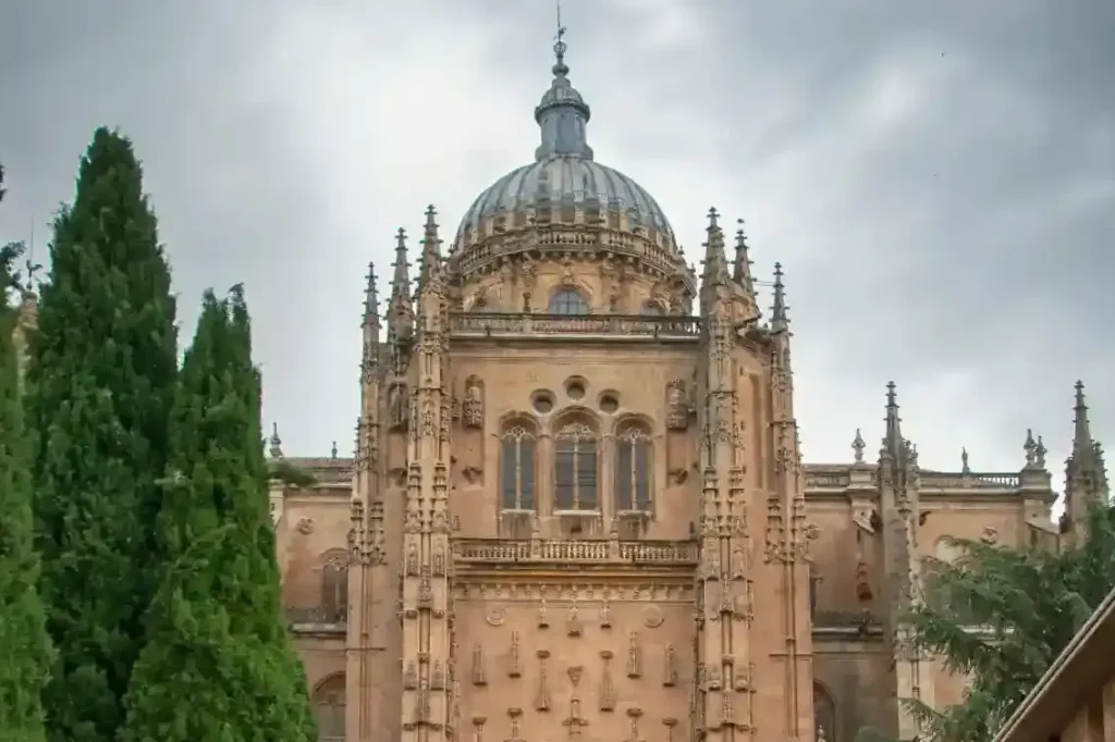 public vs private universities in Spain